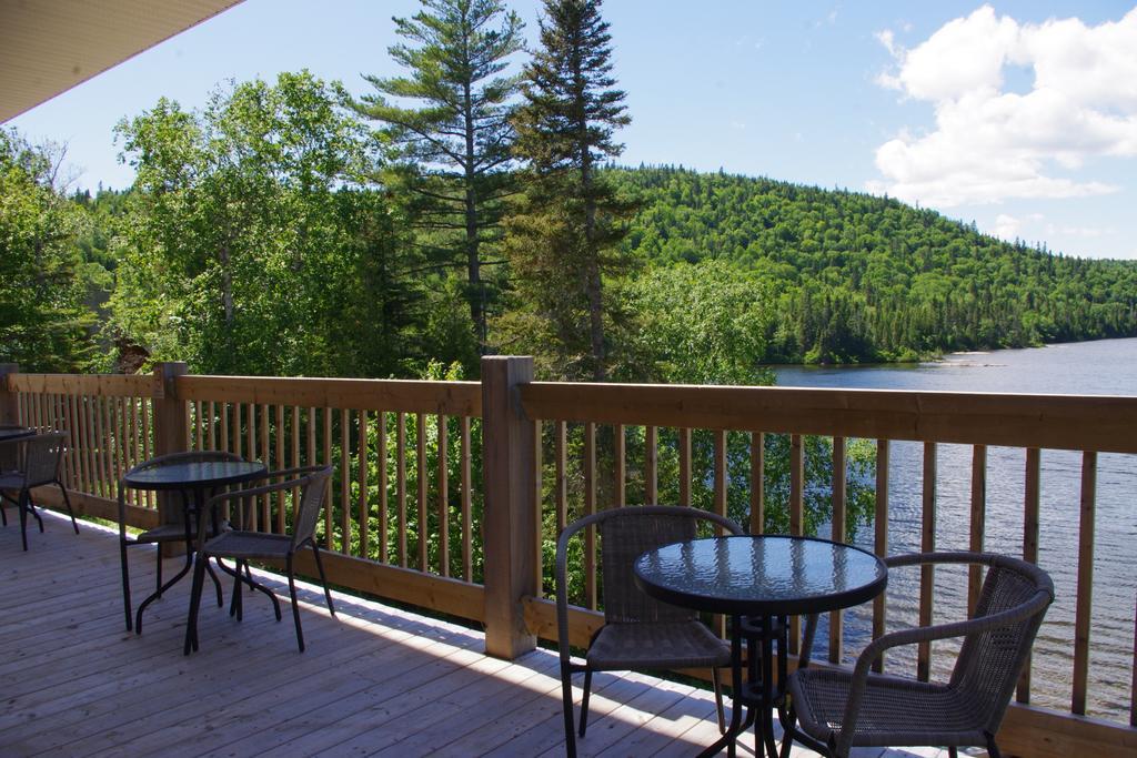 Auberge La Taniere Tadoussac Exteriér fotografie